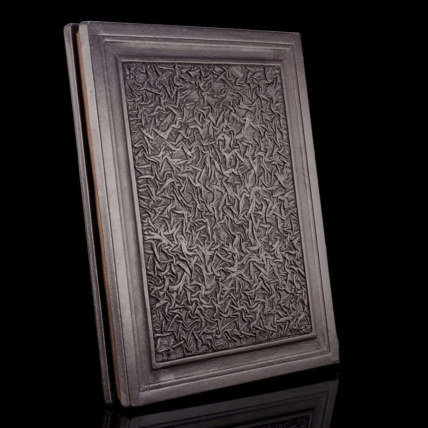 Рисунок 3 - Книга подарочная "Крепкие напитки"