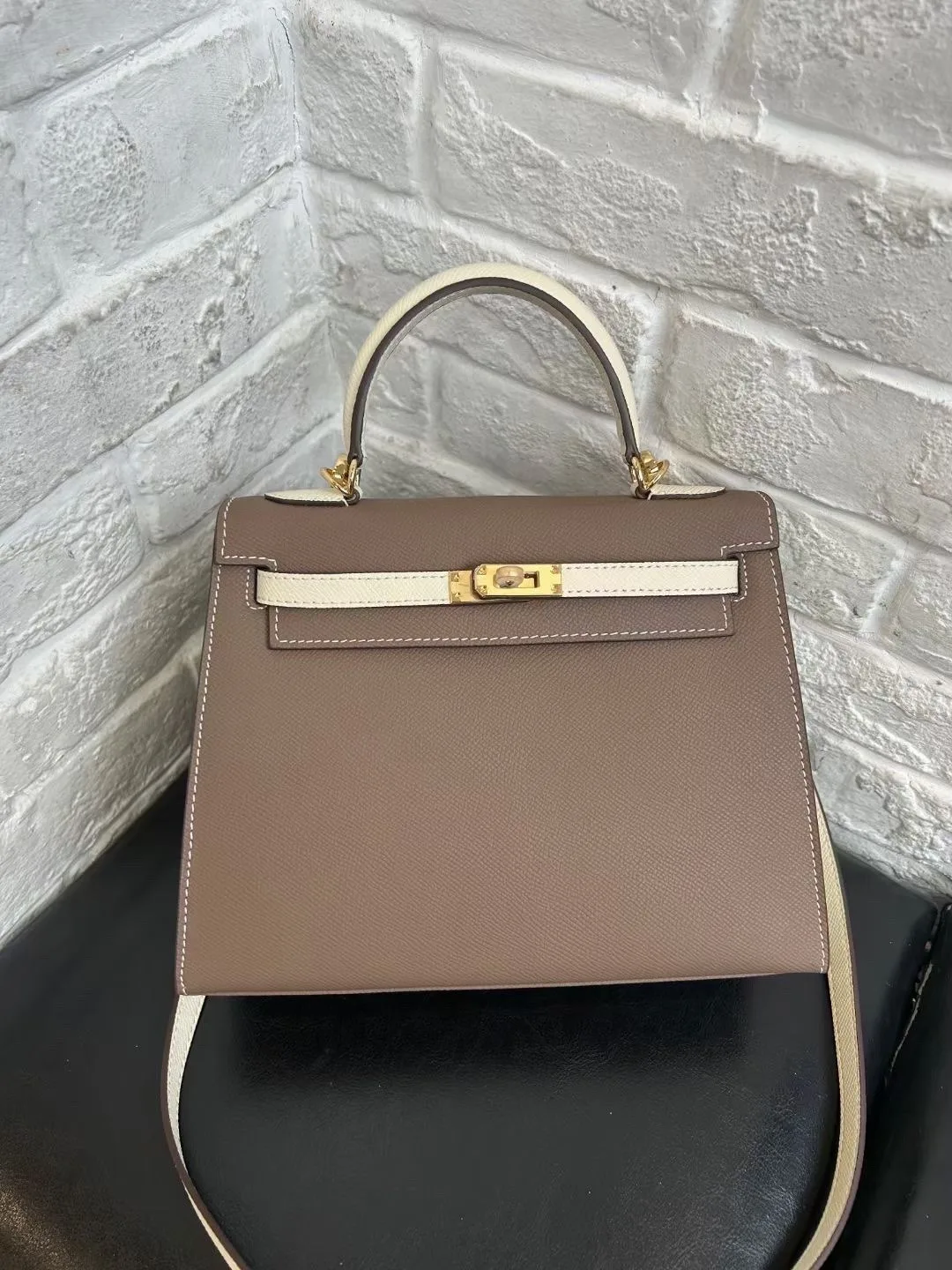 ☑ Келли. 25cm слоновый пепел / молочный коктейль белый EPSOM