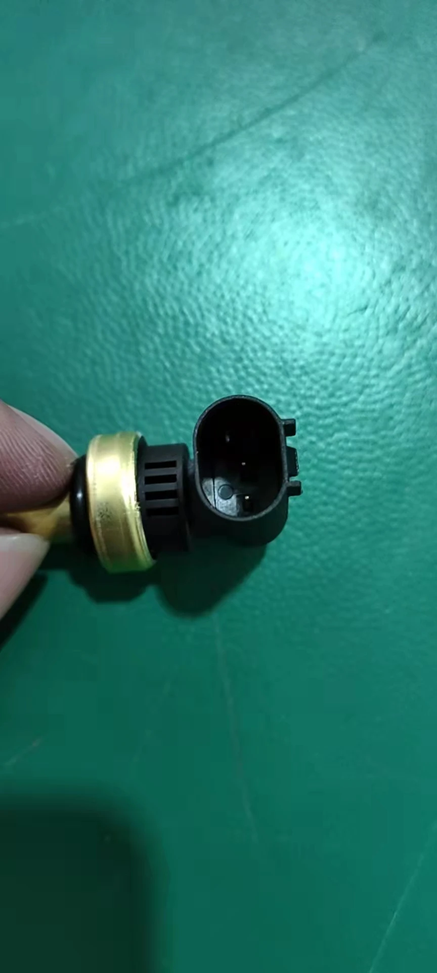 10 шт. датчик температуры охлаждающей воды для Buick- Encore Chevrolet- Volt Cruze Sonic 55353807 55591401