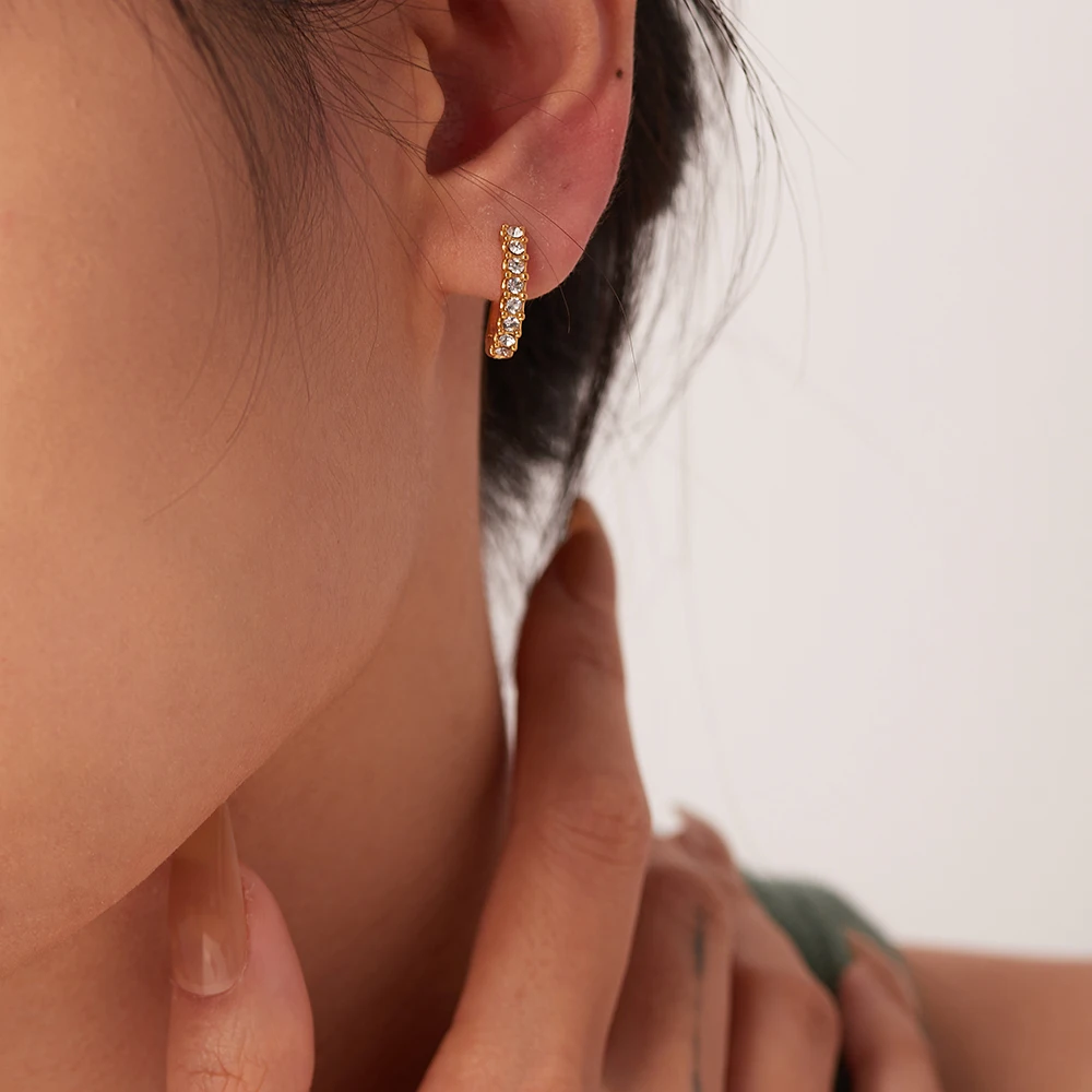 Uworld 18K Позолоченные Зеленые циркониевые U-образные серьги из нержавеющей стали с