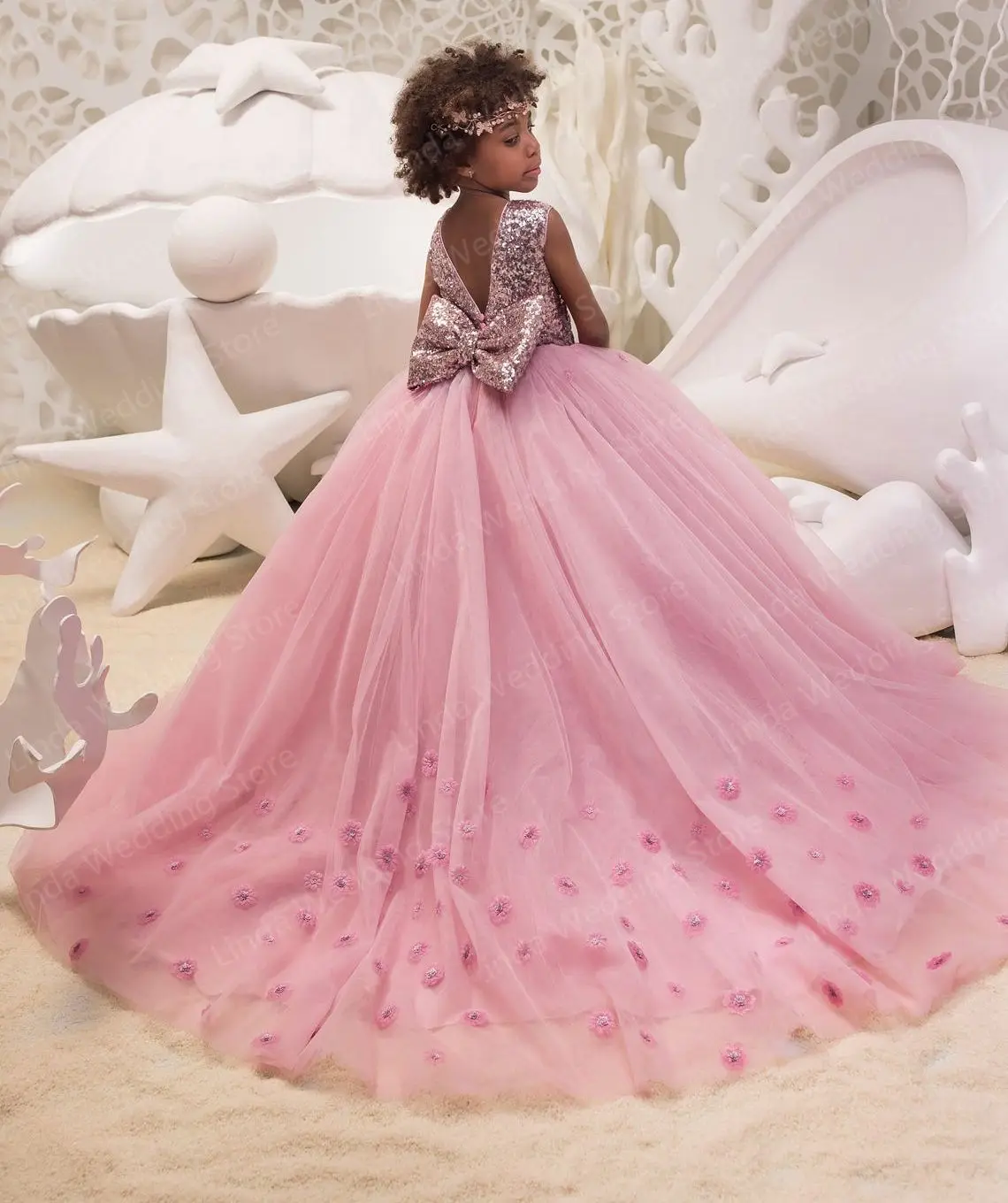 

Pink Sequined Bow Flower Girl Dresses Ball Gown Appliqued Little Kids Wedding Dress Communion Dresses Birthday Photoshoot Gowns