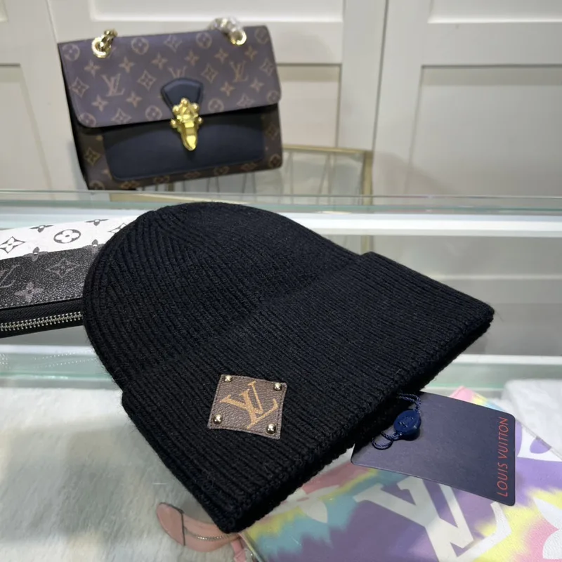 Кепка с козырьком от Gucci модная бейсболка lv вязаная шапка Dior hat FENDI authentic последняя