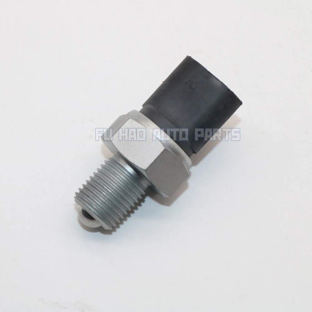 Подлинный нейтральный предохранитель для John Deere MIA881067 881067 |