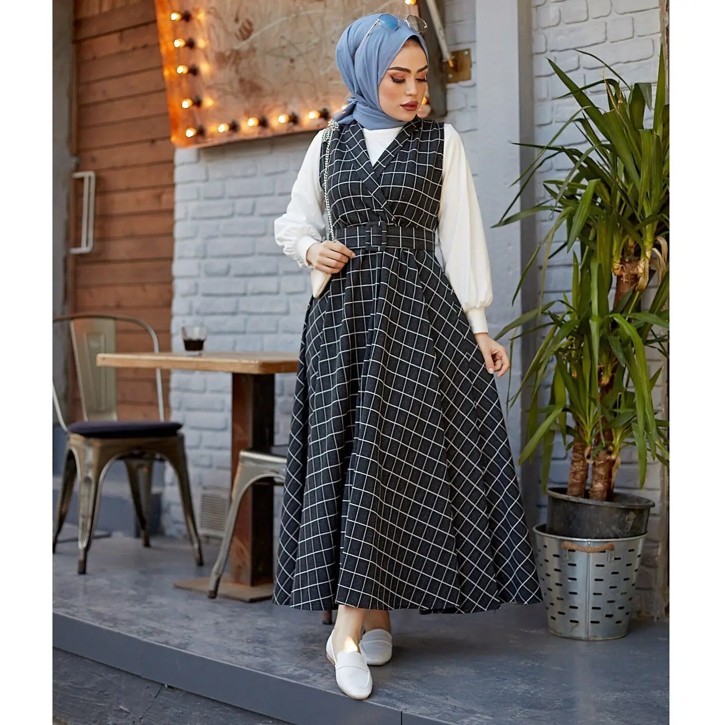 

Two Piece Muslim Women’s Square Pattern Top Gilet and Lantern Sleeve Inner Dress Muslim Sets Abaya Islamic Clothing Sets Hijab