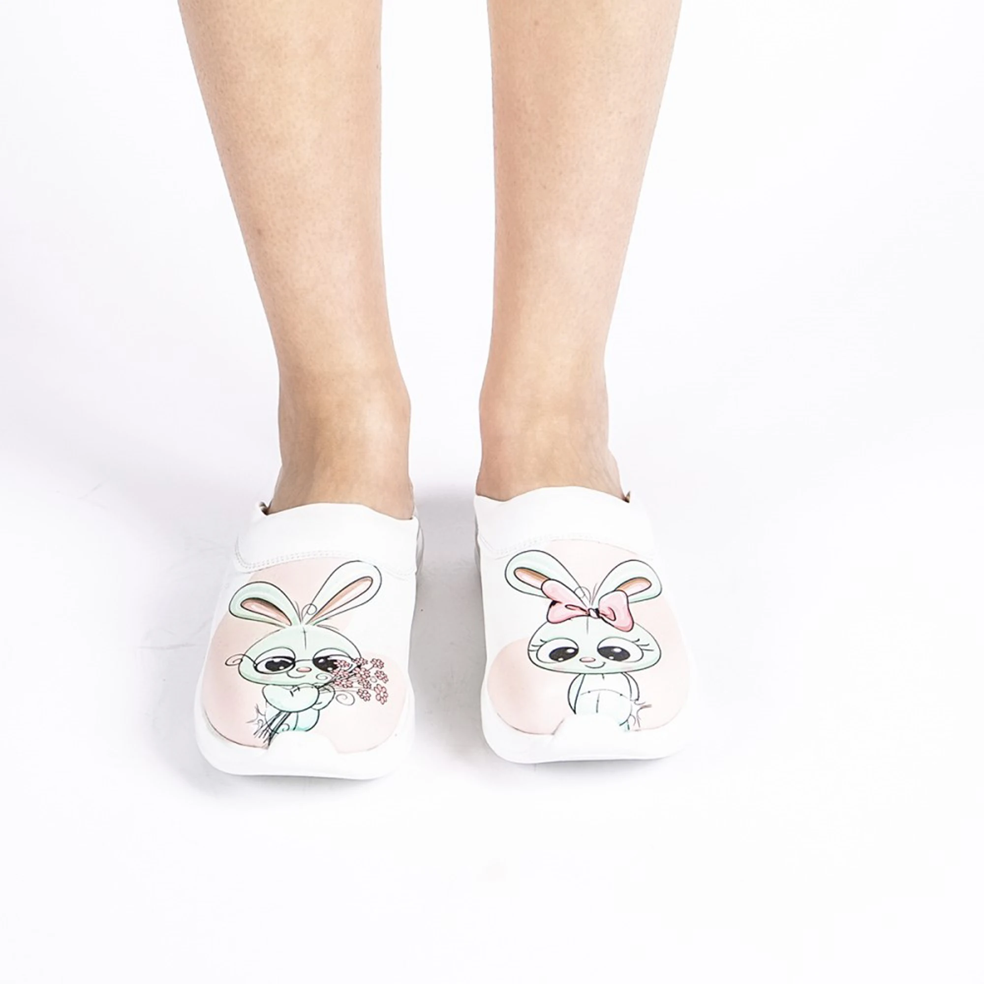 

Rabbit Themed Sabo Non-Slip Sole Unisex Nurse Dentist Doctor Women Hospital Garden House İndoor Outdoor Slippers Clogs