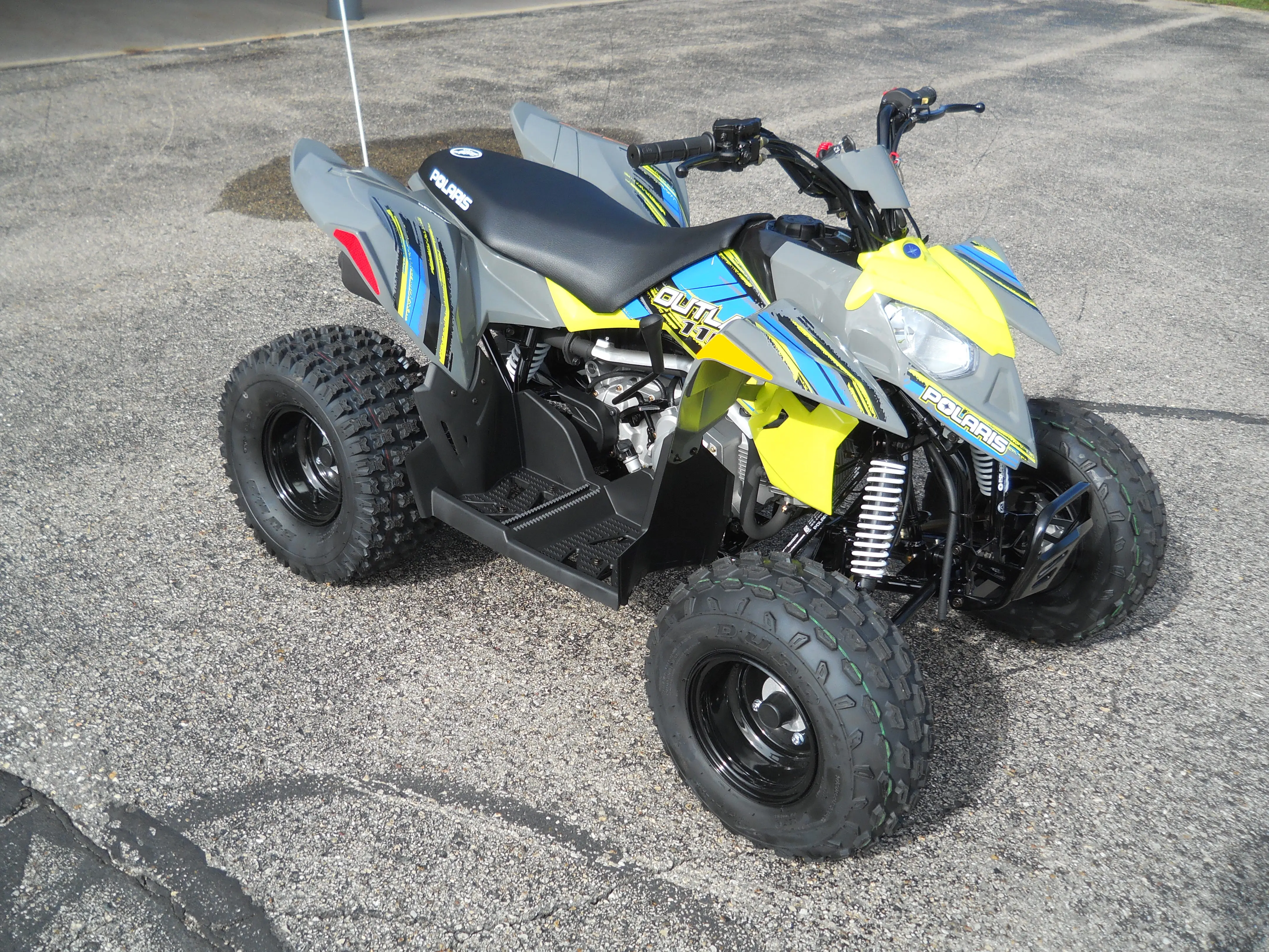 

100% официальная покупка 2 получите 1 бесплатно 2022 Polaris®Outlaw 110 EFI