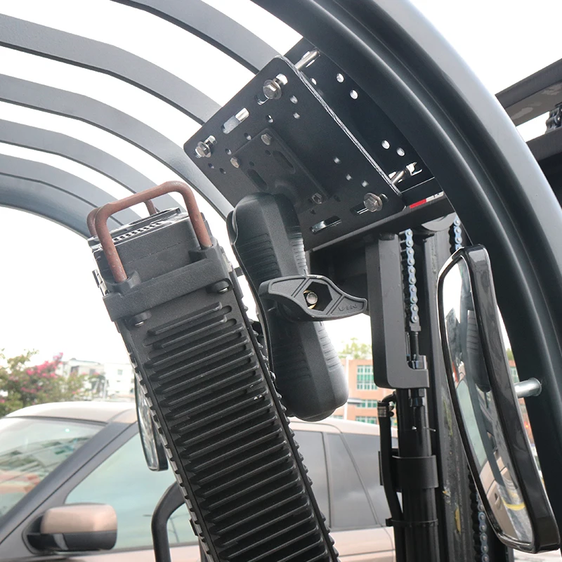 VIN крепления вилочного погрузчика и складского транспортного средства