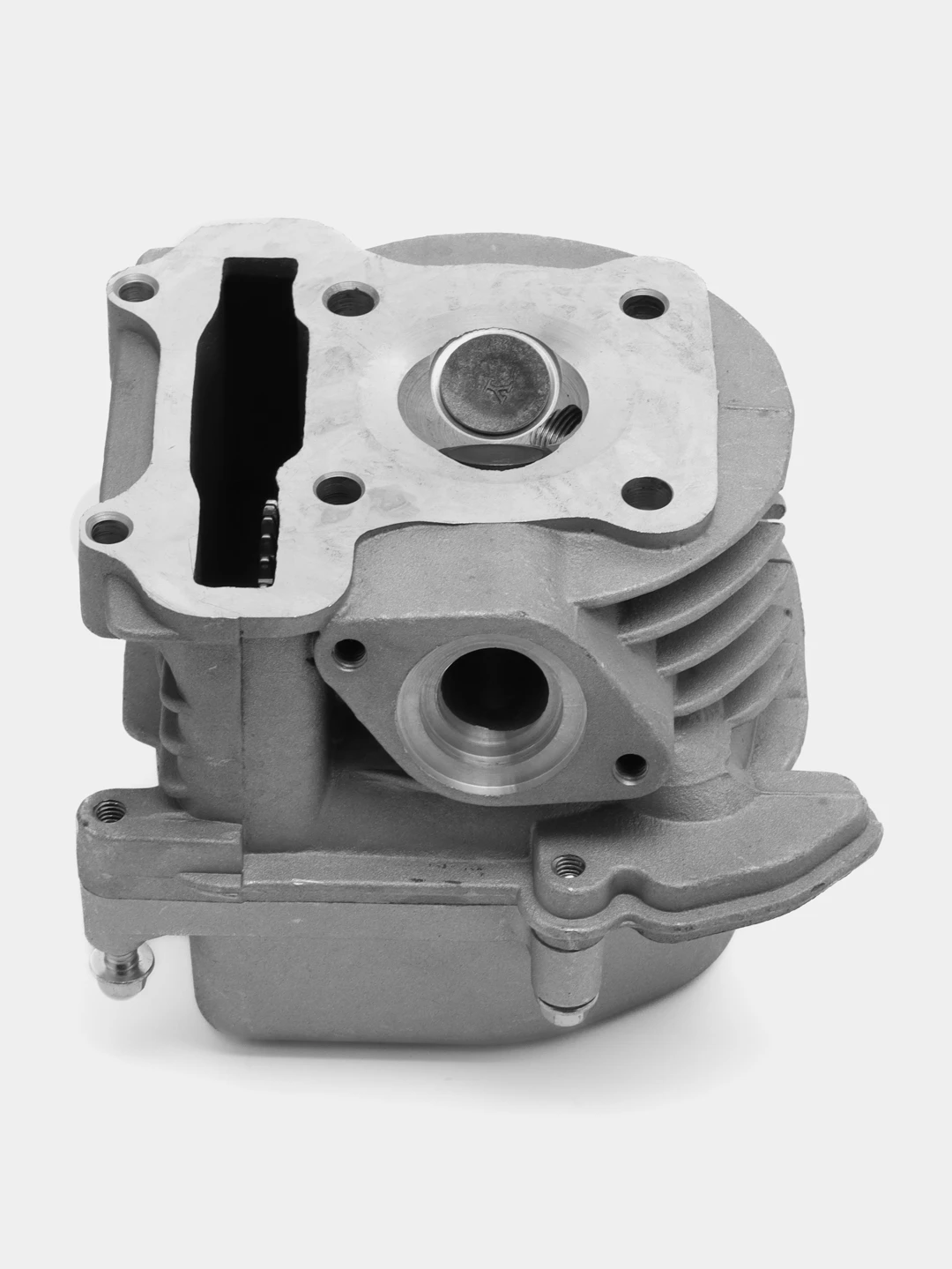 Головка цилиндра альфа 110. Головка на мопед. Головка на мопед. Головка альфа 110 кубов. Головка цилиндра 110 кубов.