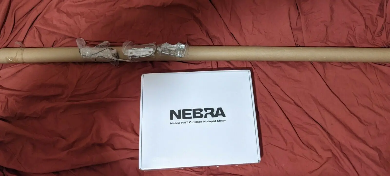 

* Уличная точка доступа Nebra HNT для майнинга 868 МГц (ЕС, Великобритания 868 и США 915), антенна с полной настройкой