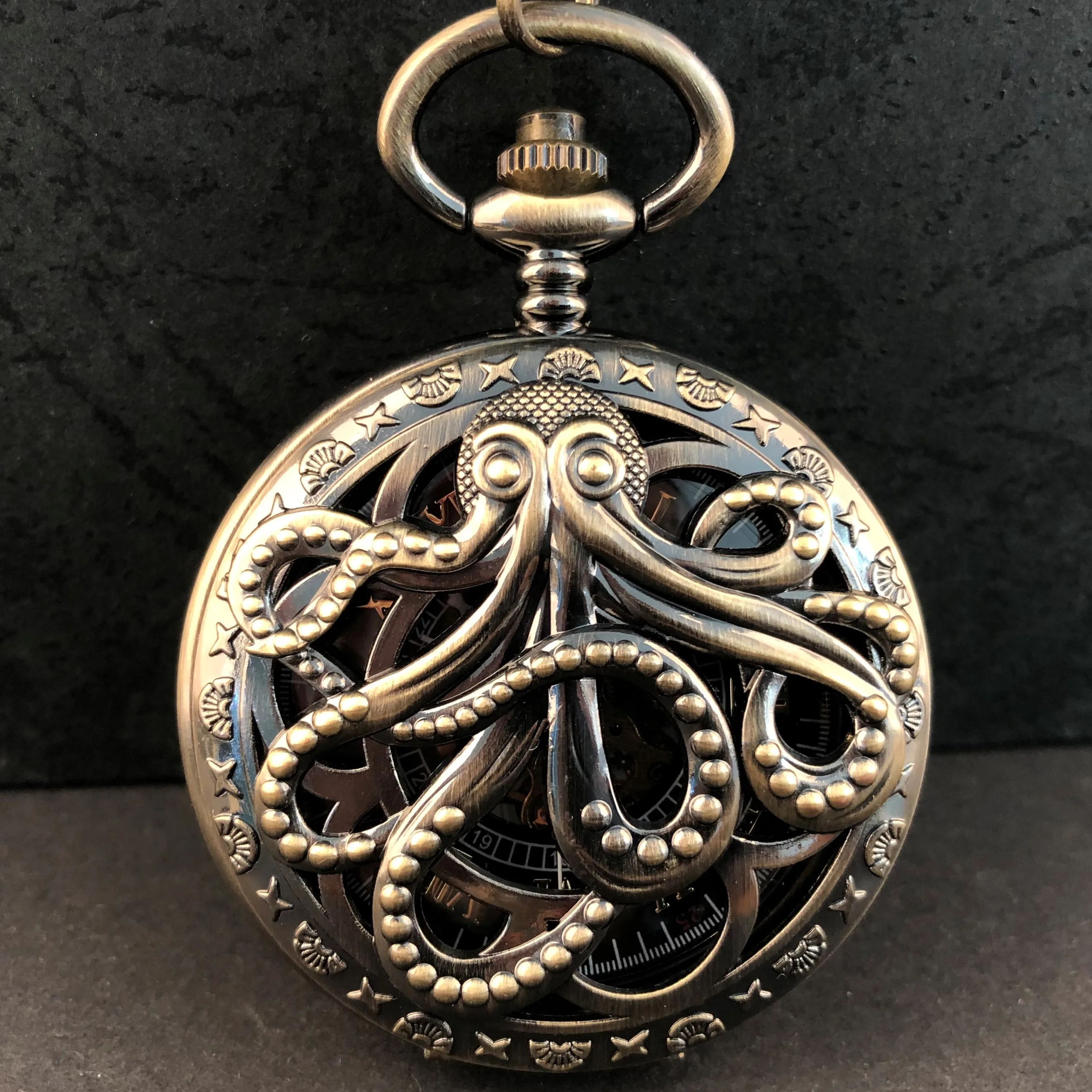 Personalized Octopus Skeleton Mechanical Pocket Watch Collection Men Women Casual Vintage Necklace Pendant Steampunk Fob Watches