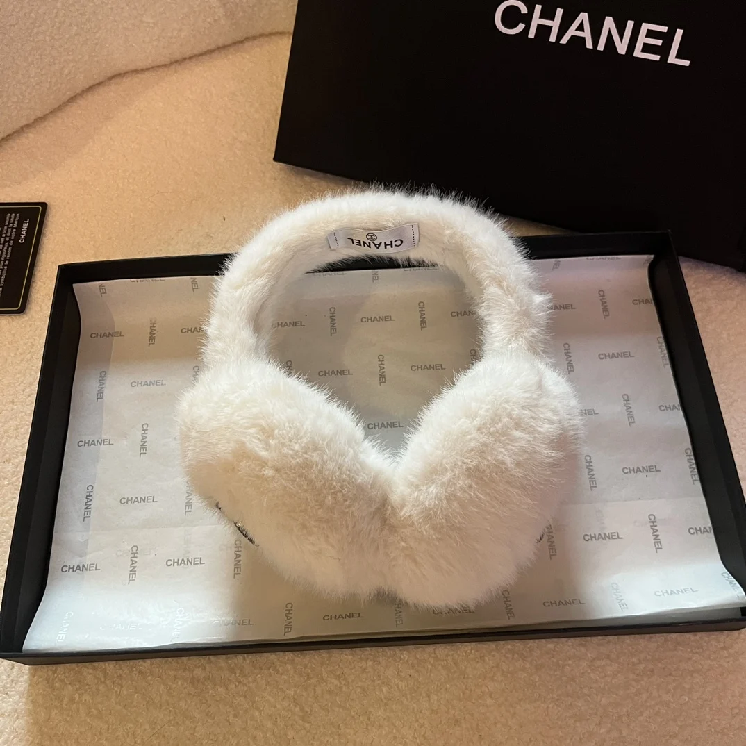 Зимняя Толстая Накладка На В Стиле Chanel Copy 1:1 Пушистые Флисовые Защита Ушей Теплые