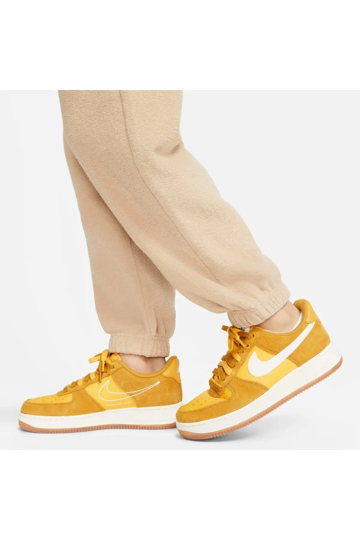 Найк штаны Sportswear Essentials