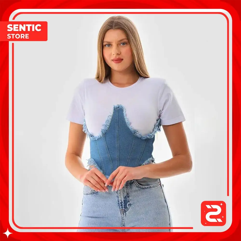 Укороченная футболка с джинсовыми деталями