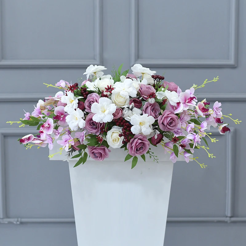 Искусственный шелковый цветок