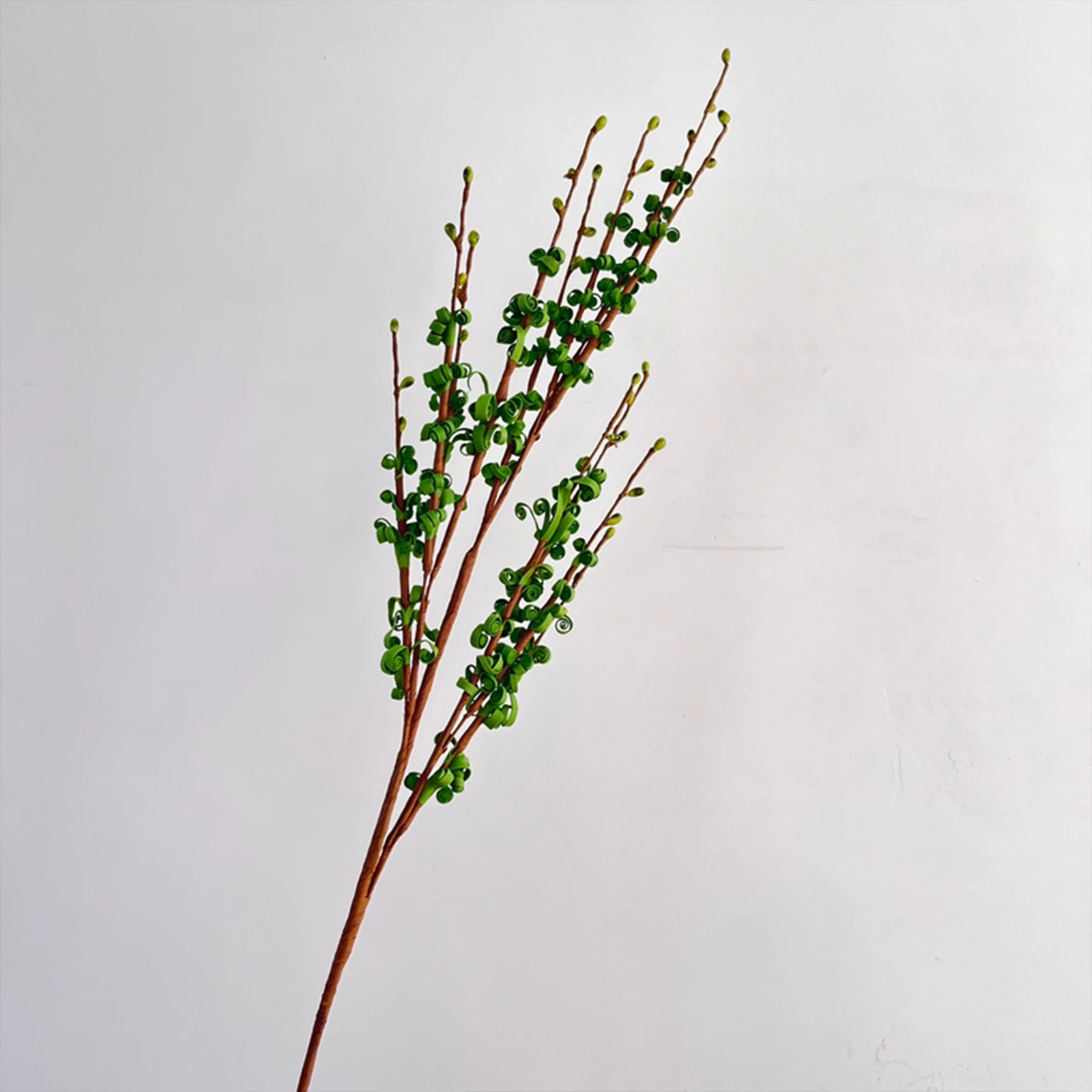 Декоративный рулет из пенопласта С искусственными цветами жасмина 12 веток |