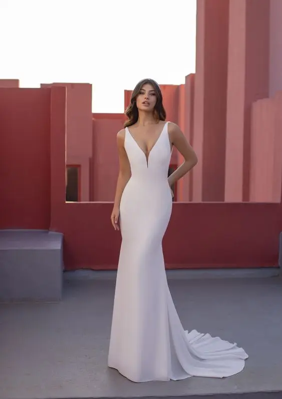 Купи Sexy wd538 Mermaid V-neck Satin Backless Wedding Dresses Backless Vestidos de noiva Summer Holiday Bohemian Bridal Dress за 4,673 рублей в магазине AliExpress