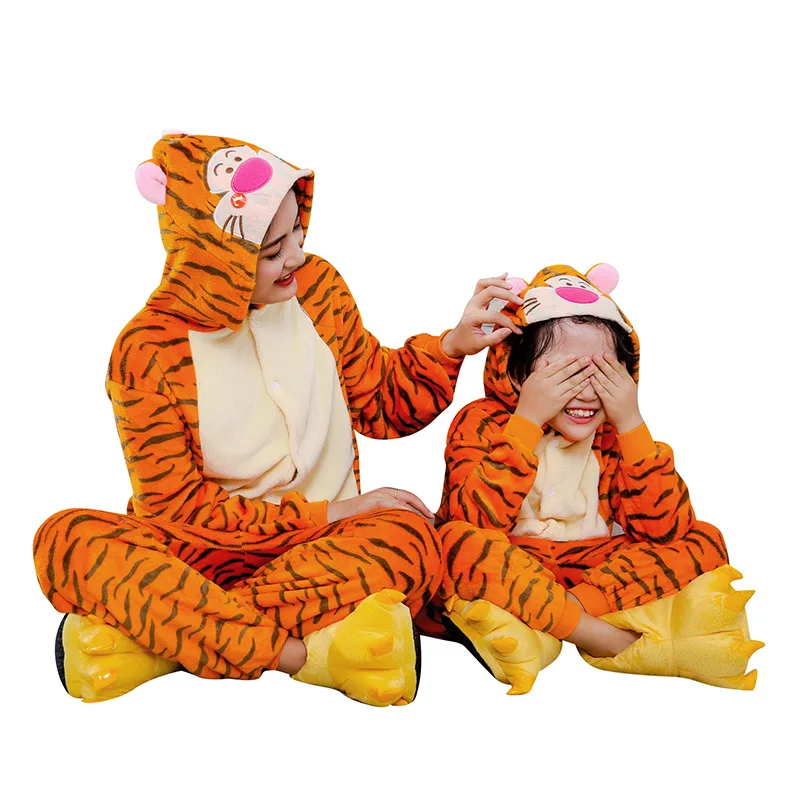 Family Kigurumi Pajamas Tigger Animal Onesie Cosplay Costume Pajamas For Kids and Adults With Slippers
