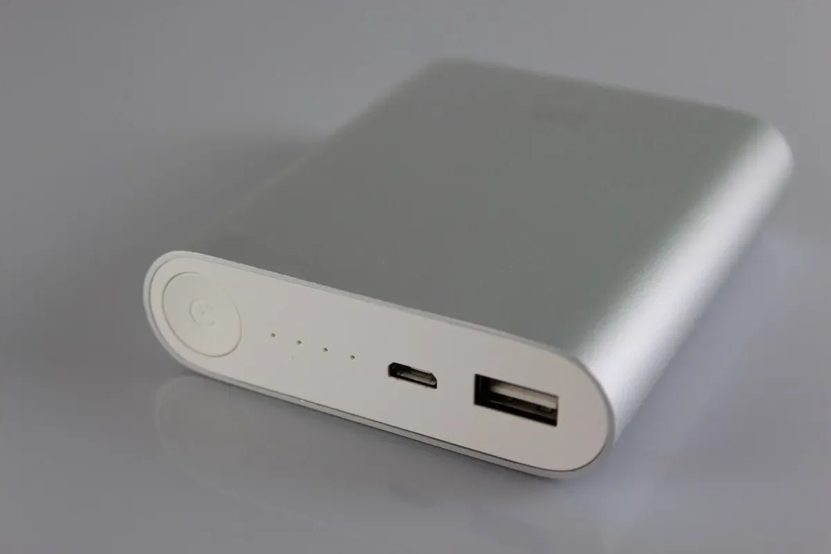 Power Bank mi 10400 Mah. Xiaomi mi Power Bank 10400 Mah. Power Bank Xiaomi 25000. Power Bank Hama 10400. Повербанк характеристики