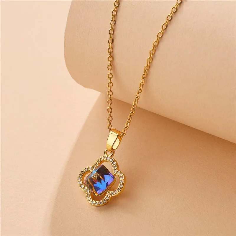 

Elegant Blue Crystal Four Leaf Flower Pendant Women Necklace Korean Style Ladies 18K Gold Color Titanium steel Chokers Necklaces