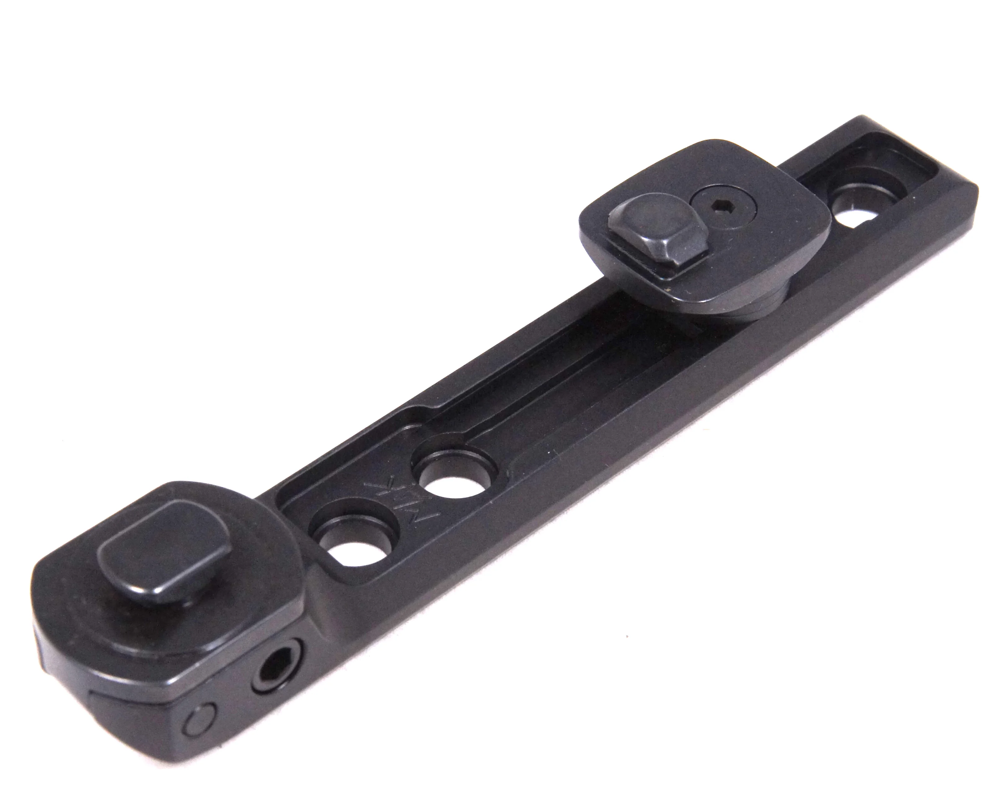 Рисунок 2 - Поворотный кронштейн MAKflex под
