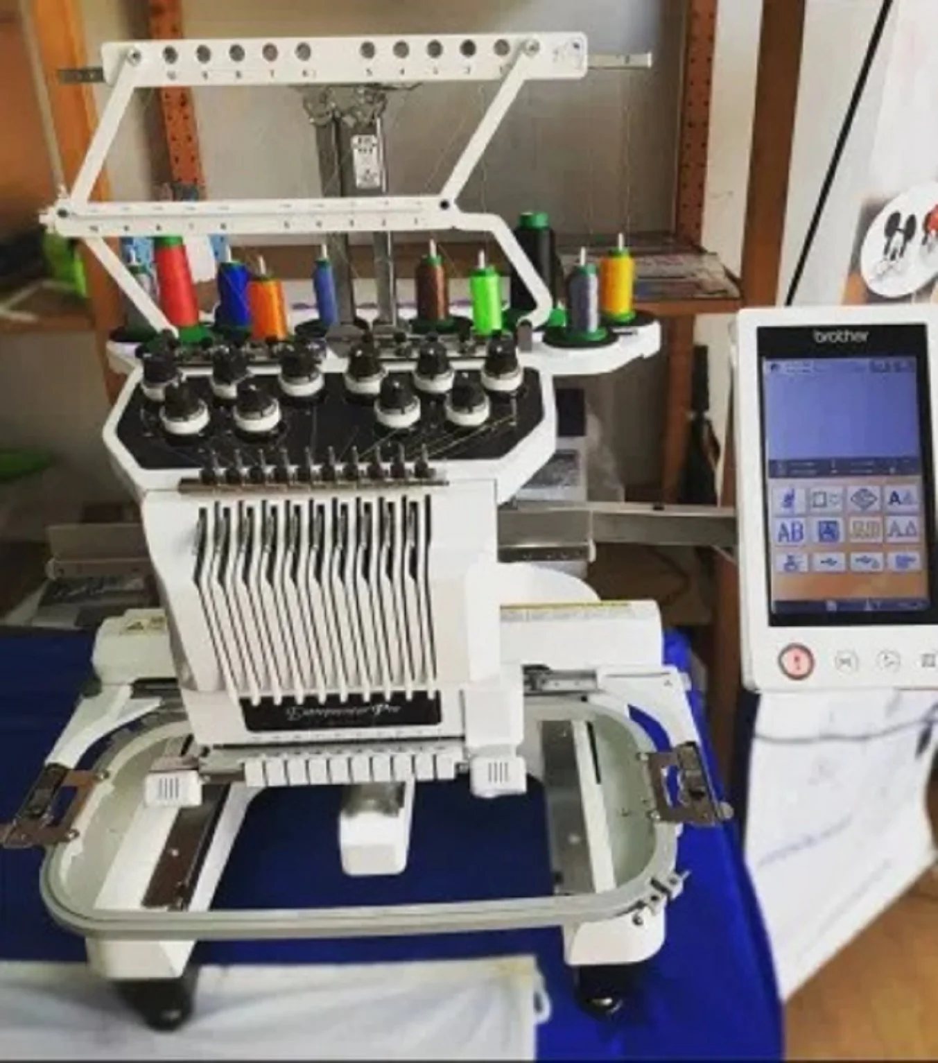 

New Discount Brother Pr1000e 10 Needle Industrial Embroidery Machine