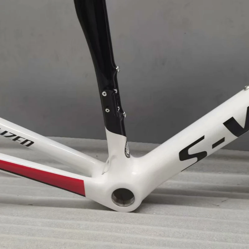 

2022 new sl6 frame bicycle frame BSA carbon fiber road V brake 700C road bike T1000 carbon Taiwan made frame