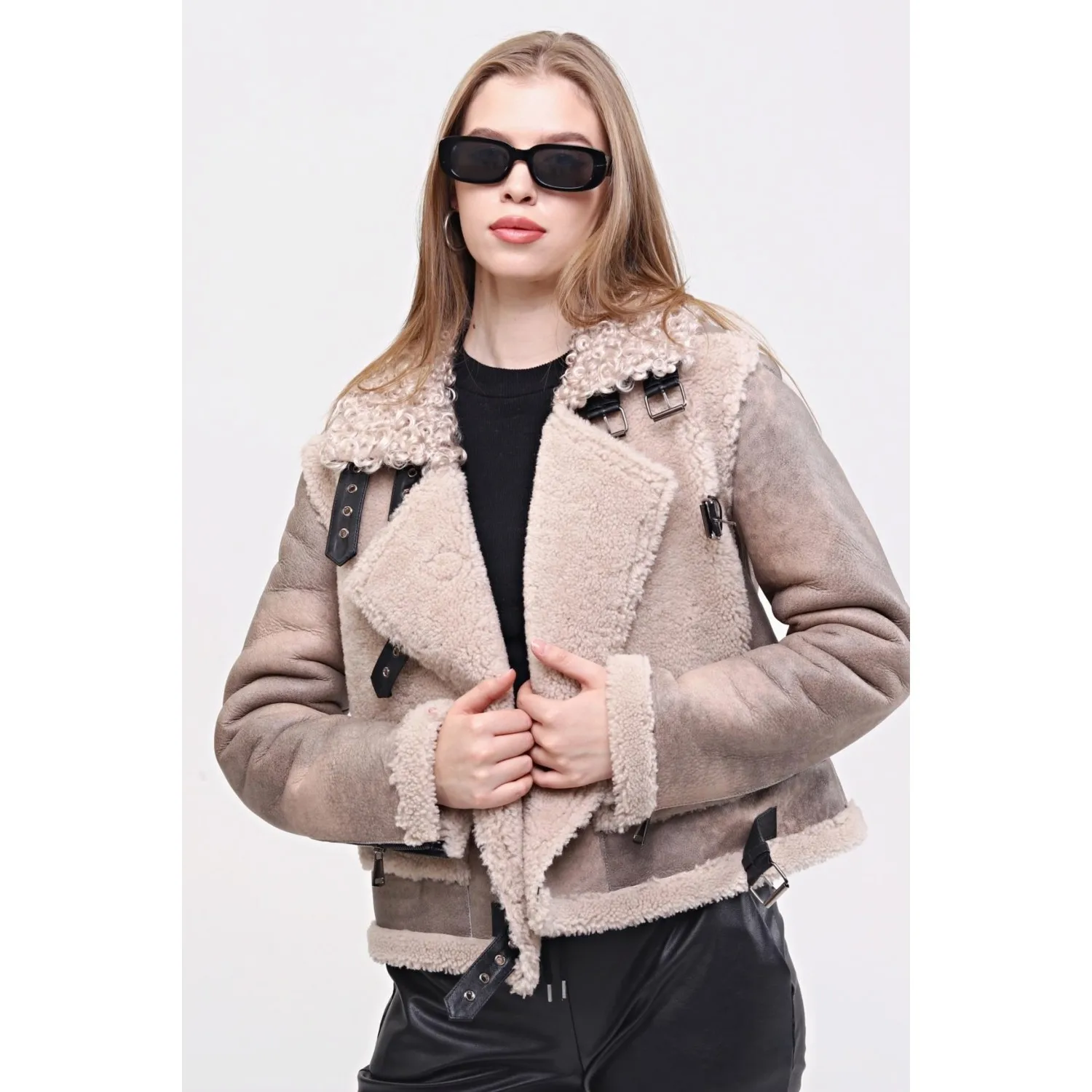 Рисунок 3 - Leatinn Бежевые женские потертые