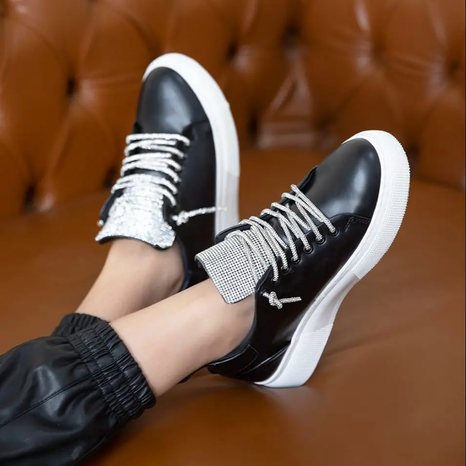 New Trend 2023 Autumn Women Shoes Rhinestone White Sneakers Women Stylish Lace-Up Handmade Flat Shoes Woman Fashion Dress Shoes