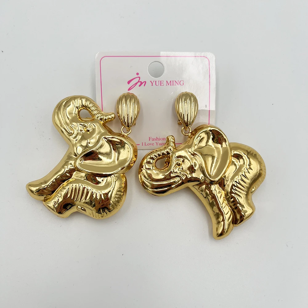 

Women New Drop Earrings Elephant Fashion Copper Gold Plated Round Earring for Girls Large Dubai Hoop Earrings Wedding Party Gift