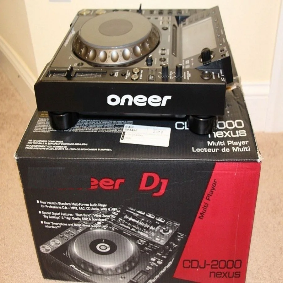 

JJ D J Pion-eer CDJ 1000 System Multi-Player