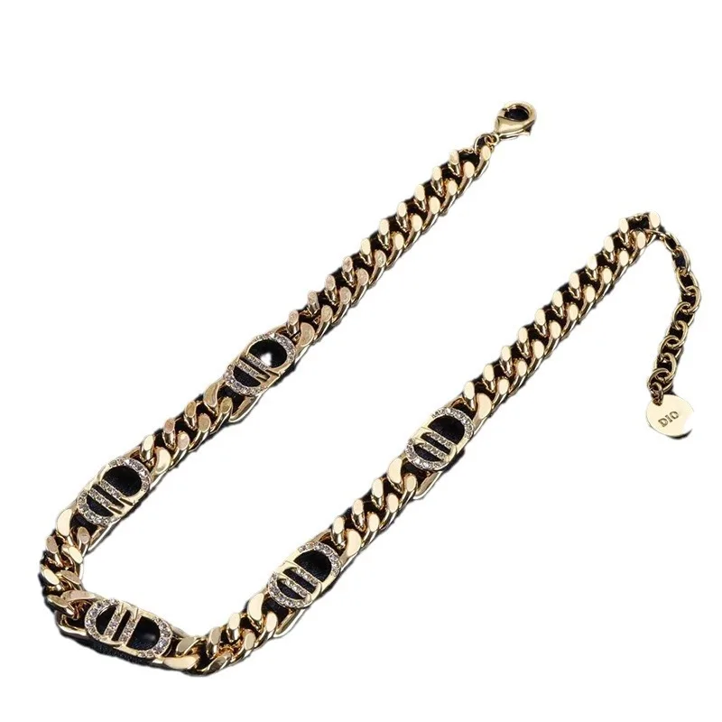 В Стиле Копии 1:1 Dior Комплект CD Ожерелье С Надписью Браслет Модные И