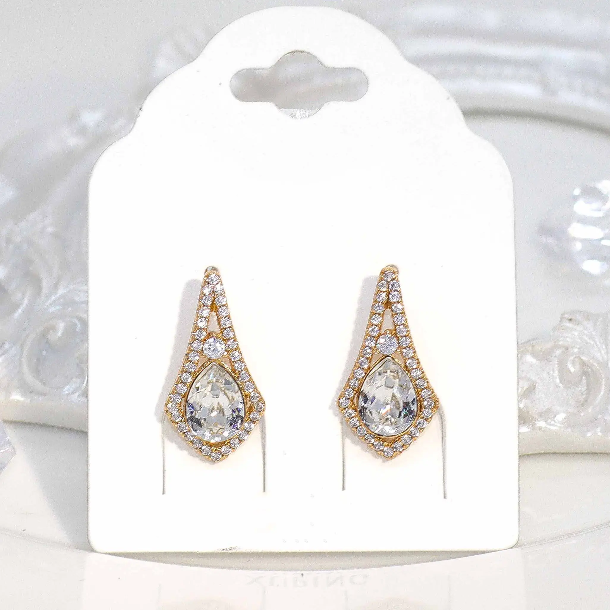 

Charmoment Jewelry 2022 New Creative 18K Gold Color Earrings High-Grade Crystal Girl Women Ear Studs Wedding Party Gifts