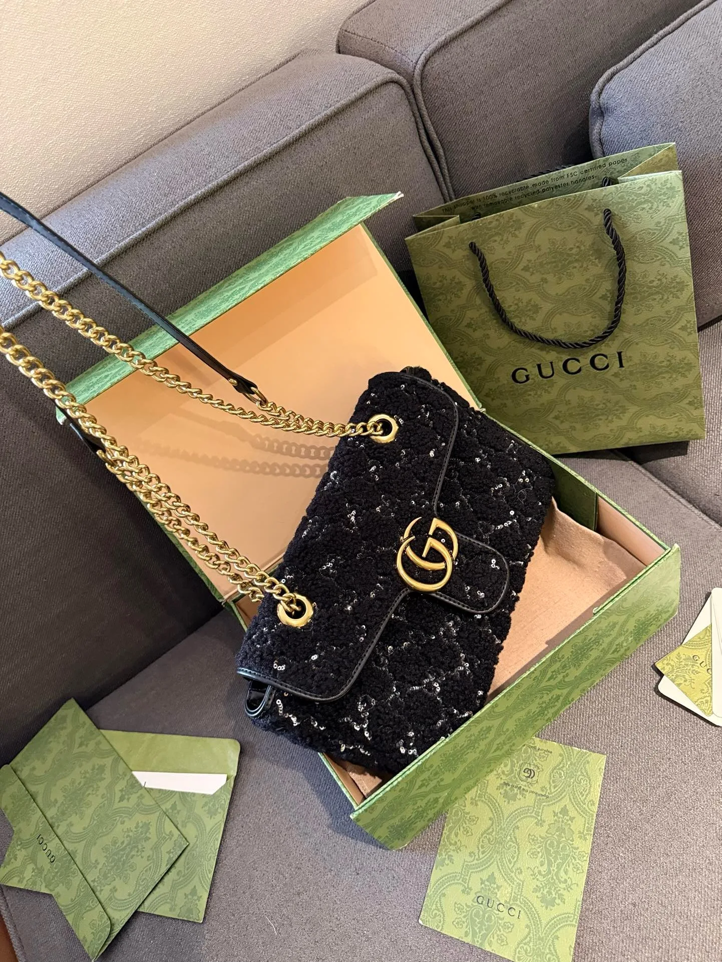 Сумка через плечо из овечьей шерсти черного цвета 27 см GG MARMONT МАЛЕНЬКАЯ СУМКА в