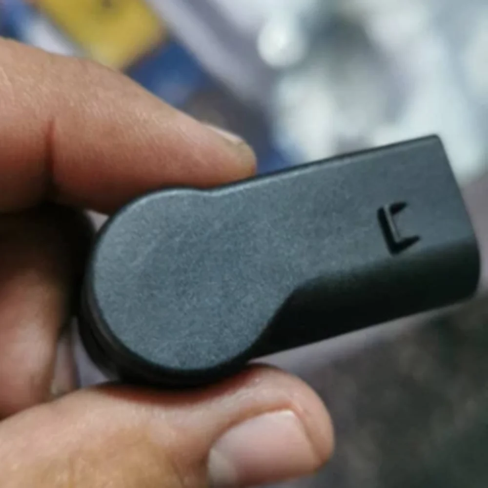 

1pc 0011532120 Crankshaft Position Sensor for MERCEDES-BENZ- 0011533120 A0011533120 A0011532120