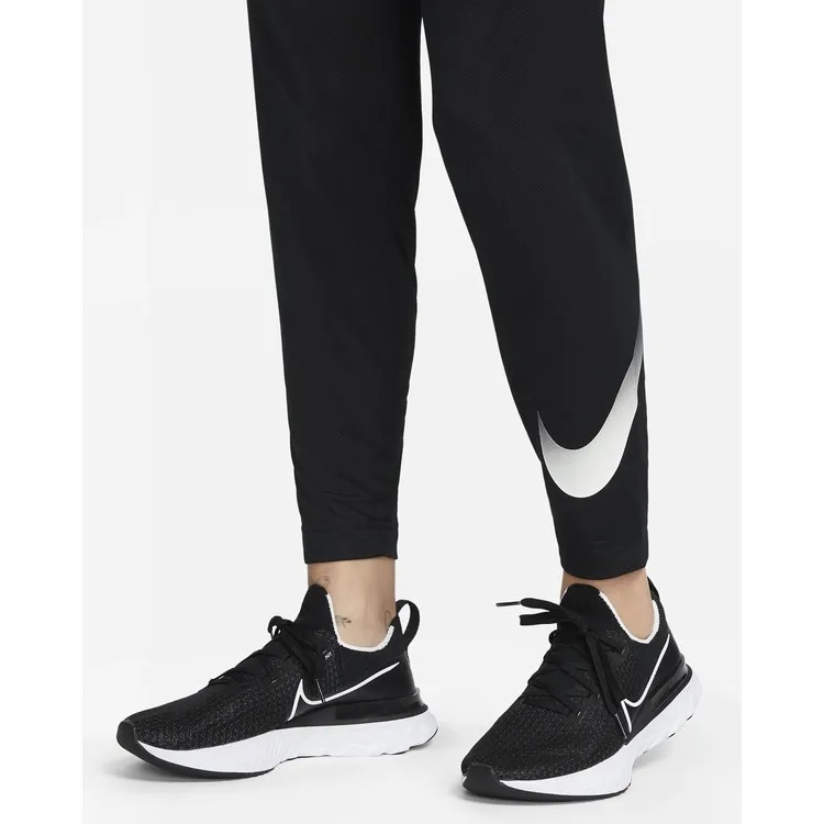 Рисунок 4 - Nike Dri-Fit Swoosh Run женские