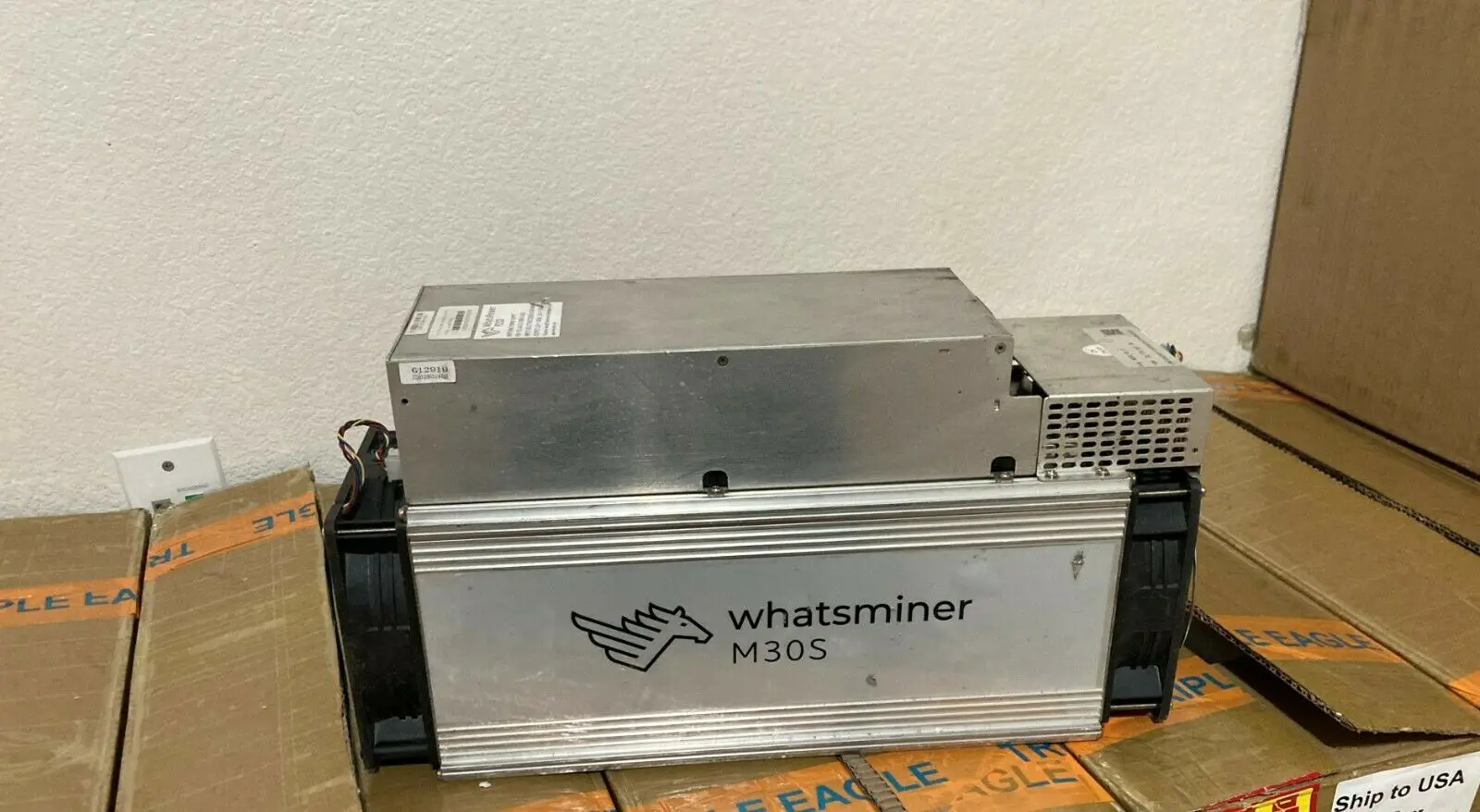 

HOT SALES Bitmain Antminer L3+ W/ APW 3++ Power Supply Scrypt LTC, DOGE 504 MH/s 110V/220V
