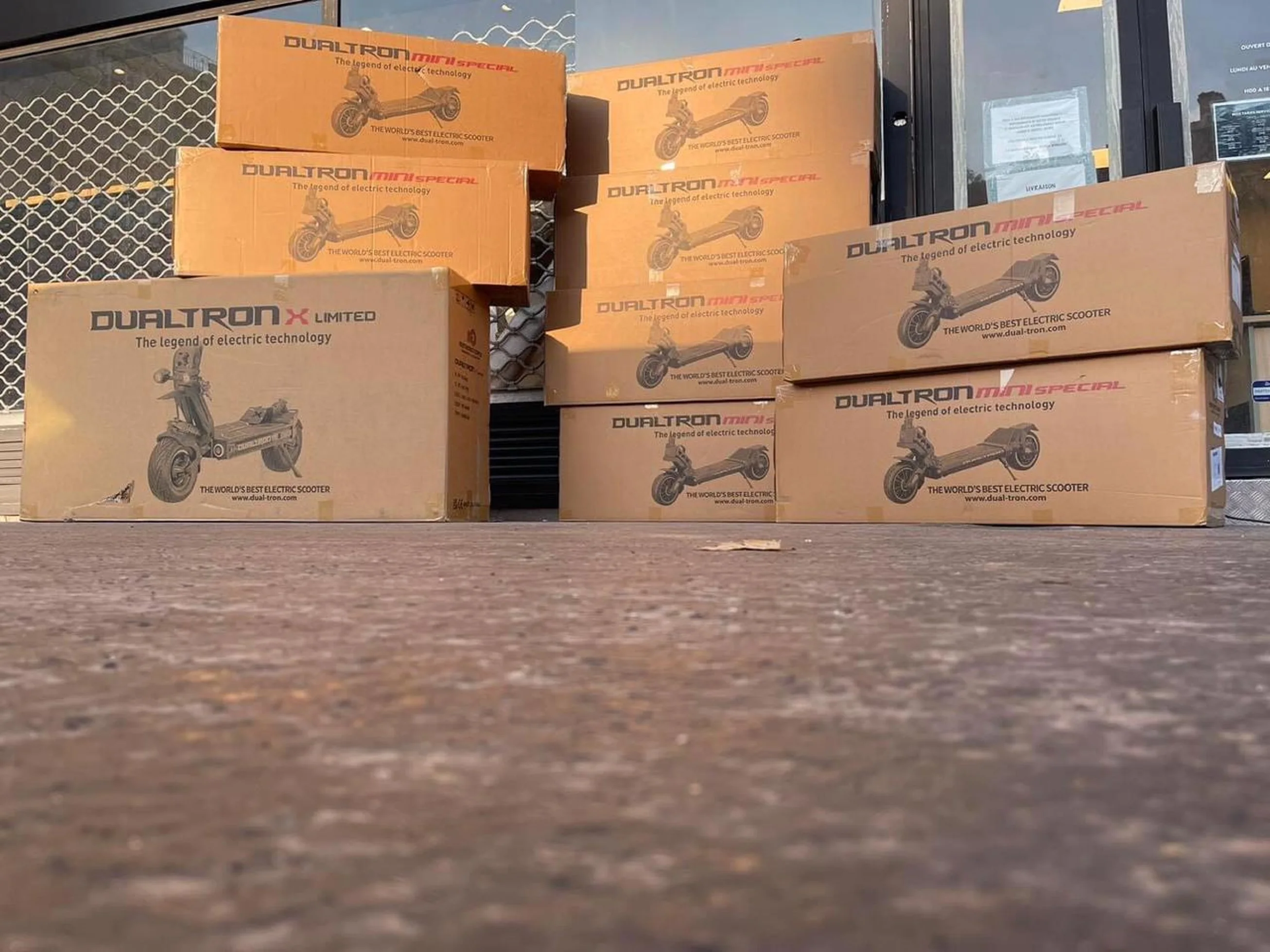 

Free Ship in 24 Hours New DualtronS-Adult 72V 8000 watt Electric ScooterS