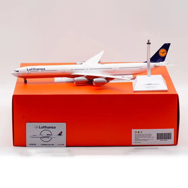 

Diecast Metal Alloy 1:200 Scale Lufthansa Airline Airplane A340-600 D-AIHZ A340 Model With Base Landing Gear Toy For Collections