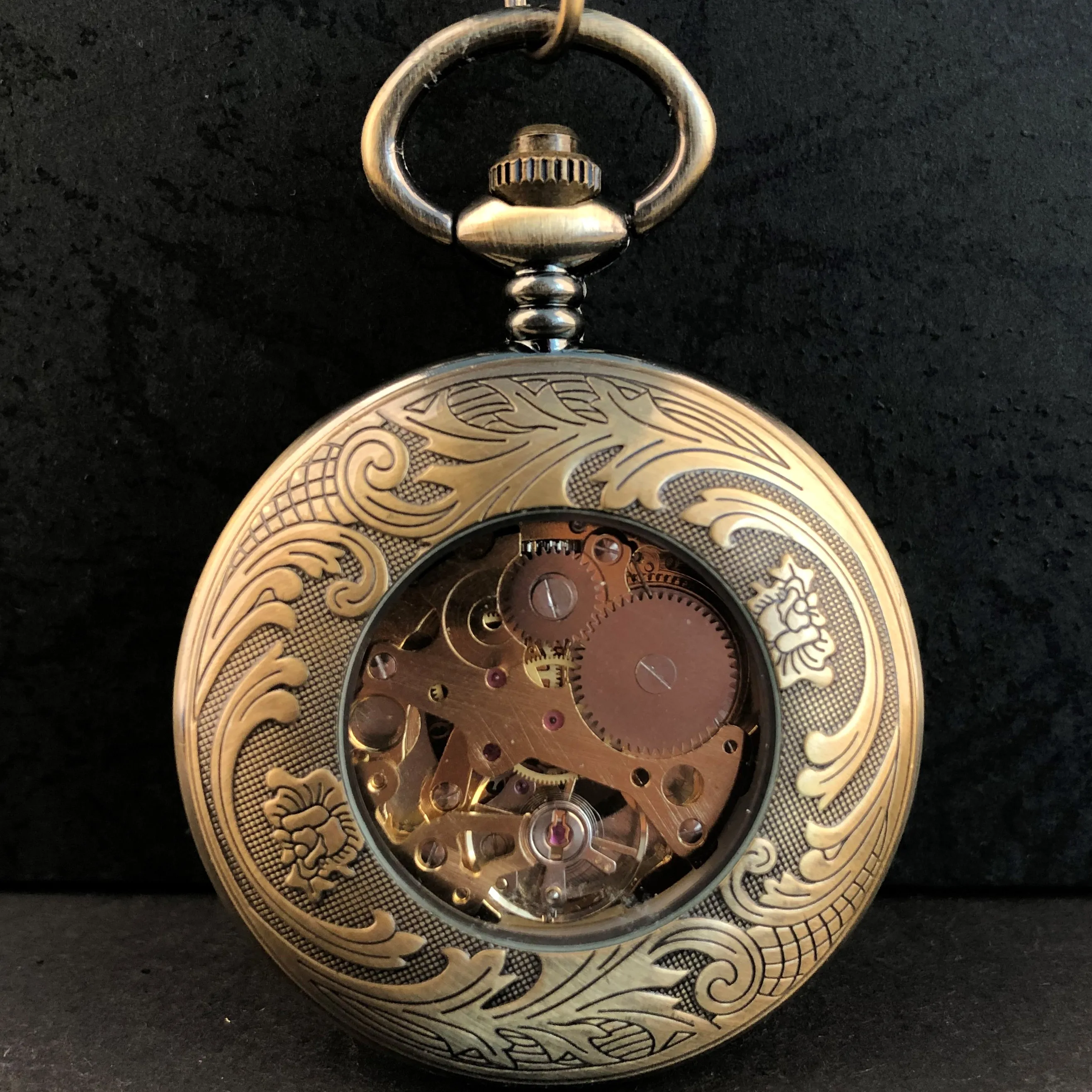 Antique Retro Roman Numerals Pocket Watches Mechanical Hand-winding Mens Unisex Fashion Chain Watches Gift Clock Half Hunter