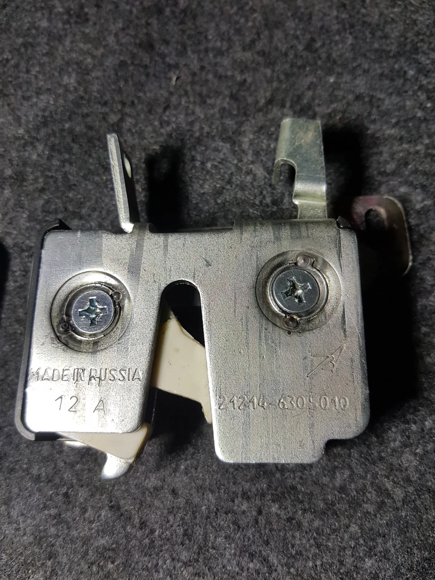 Замок крышки багажника ваз 2121. Замок 21213-6305012-01. Замок крышки багажника ваз 21213. Замок крышки багажника нива. Замок крышки багажника ваз 21213.