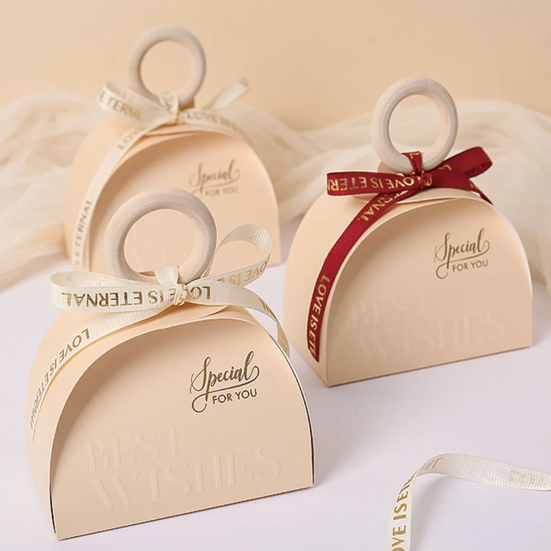 

20Pcs/Lot Wooden Ring Portable Creative Semi-Circular Candy Box Wedding Holiday Small Gift Packaging Carton Size 10.5*6*8cm