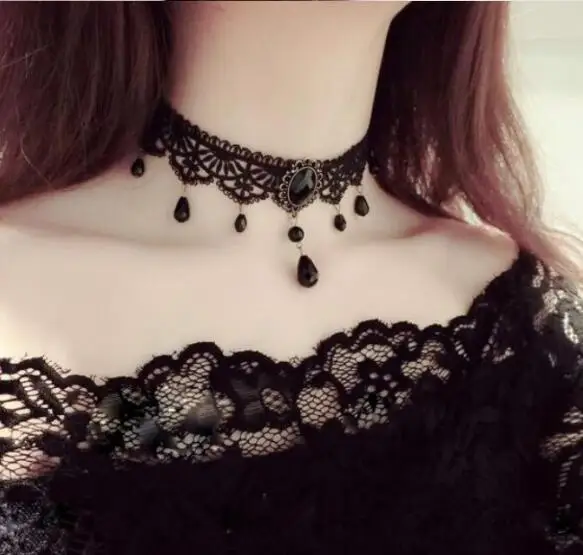 

Fashion Gothic Lace Necklace Victorian Crystal Tassel Tattoo Choker Necklace Lace Choker Collar Vintage Women Wedding Jewelry