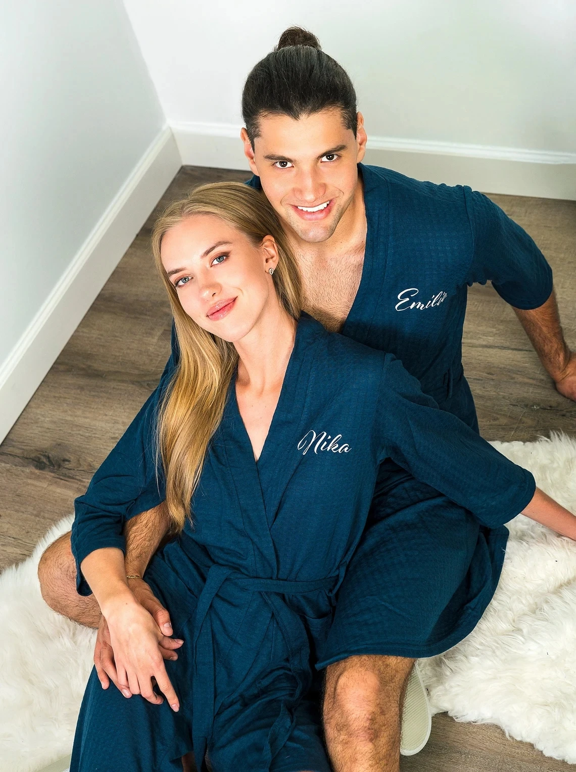 Bride Groom Bathrobe Set for Couples Mr and Mrs Bath Robes Honeymoon Anniversary Wedding His Hers Waffled Soft Couples Bathrobes
