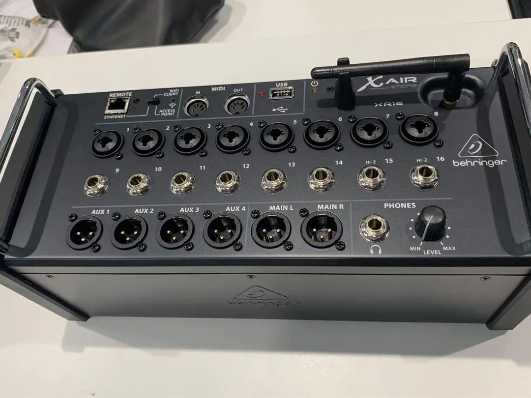 

Распродажа больших скидок, 16-канальный цифровой миксер Behringer X Air XR16 с планшетным управлением