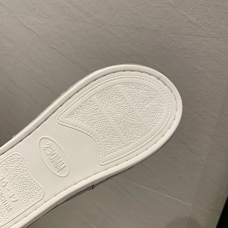 Сандалии женские повседневные на плоской подошве с открытым носком размеры 36-43 |