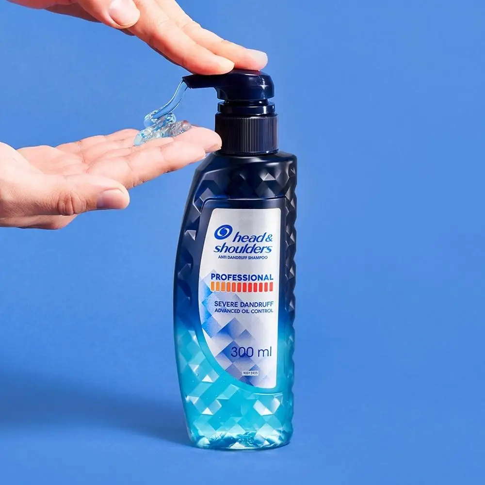 Профессиональный шампунь Head & Shoulders для контроля жирного блеска 300 мл 2 штуки