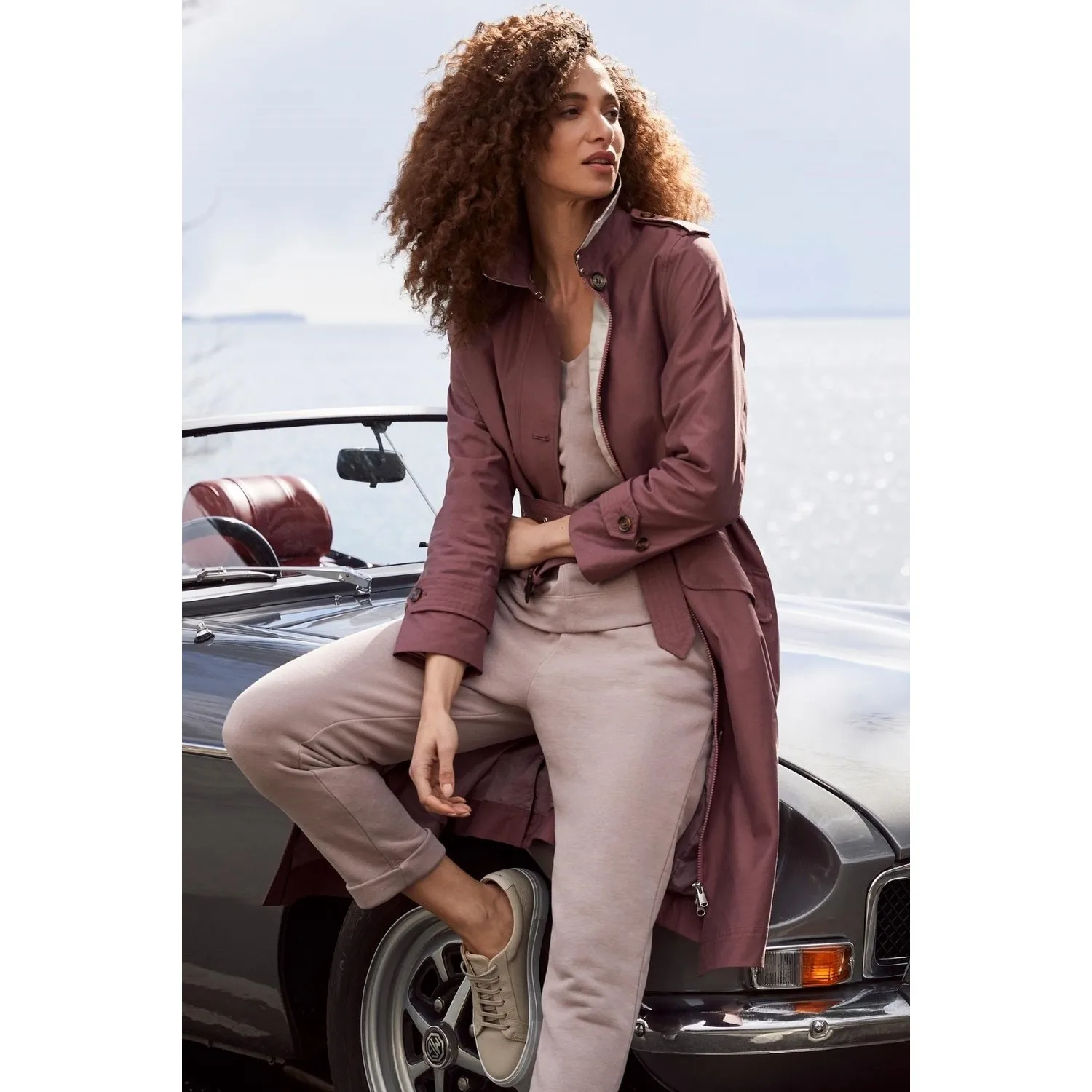 Рисунок 4 - Barbour Водонепроницаемый плащ