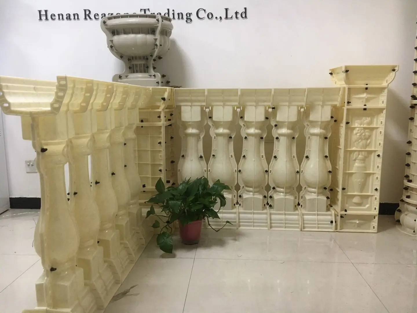 5pcs Per Meter ABS 89cm terrace casting decorative handrail vase column concrete Fence form balustrade mold for sale