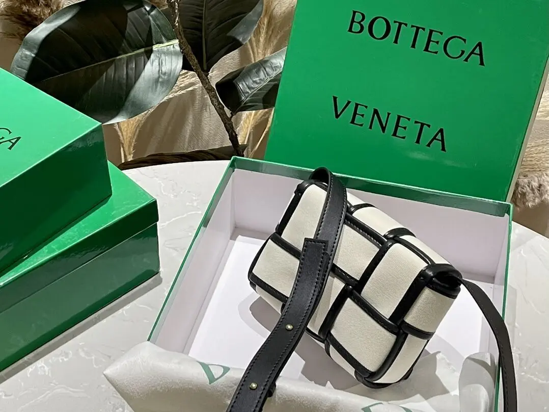 Стиль Bottega Veneta BV 2024 Женская Сумочка Кошелек С Одним Плечом Наклонная Сумка Armpit