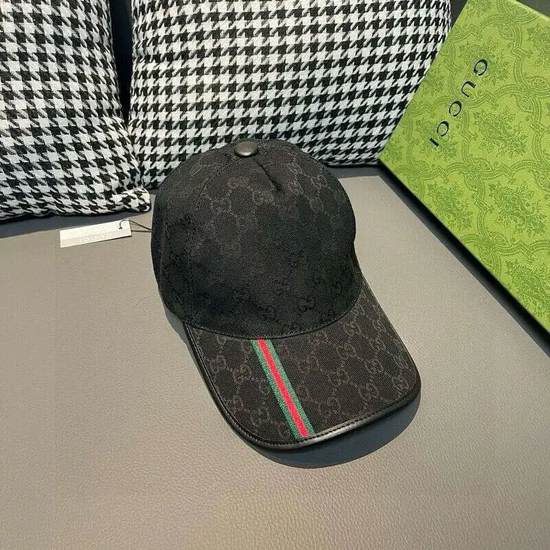 Бейсболка Gucci в стиле нейтрального хип -хопа которую можно установить